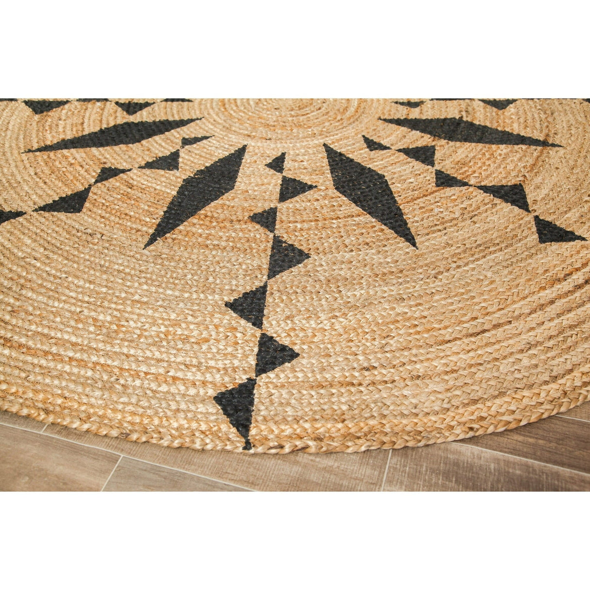 Boho Round Jute Rug – Hand-Braided Natural Fiber Floor Accent