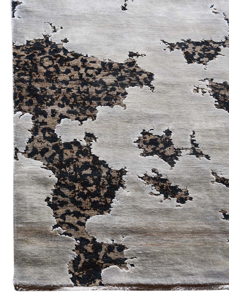 Handmade Modern Designer, Exclusive Knotted Modern Carpet, white & Black