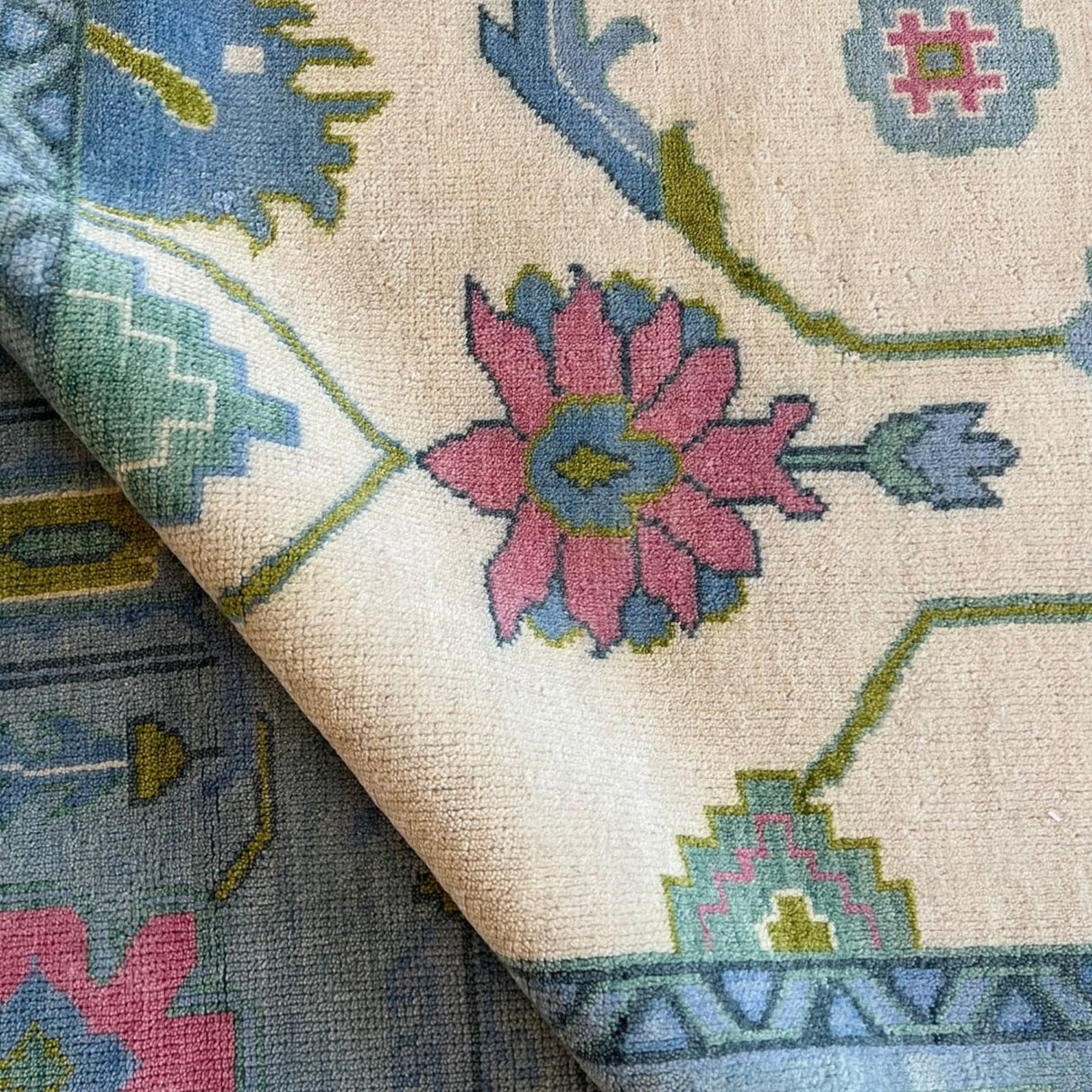 Modern Antique Oushak Rug,Handwoven Oushak Carpets