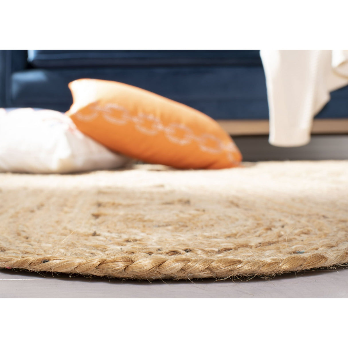 Braided Geometric Jute Rug – Handmade Kaelee Natural Fiber Area Rug