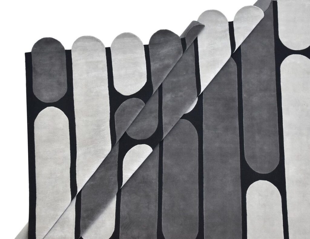 Luxury Tufted Carpets, Grey Wool Tufted Carpet