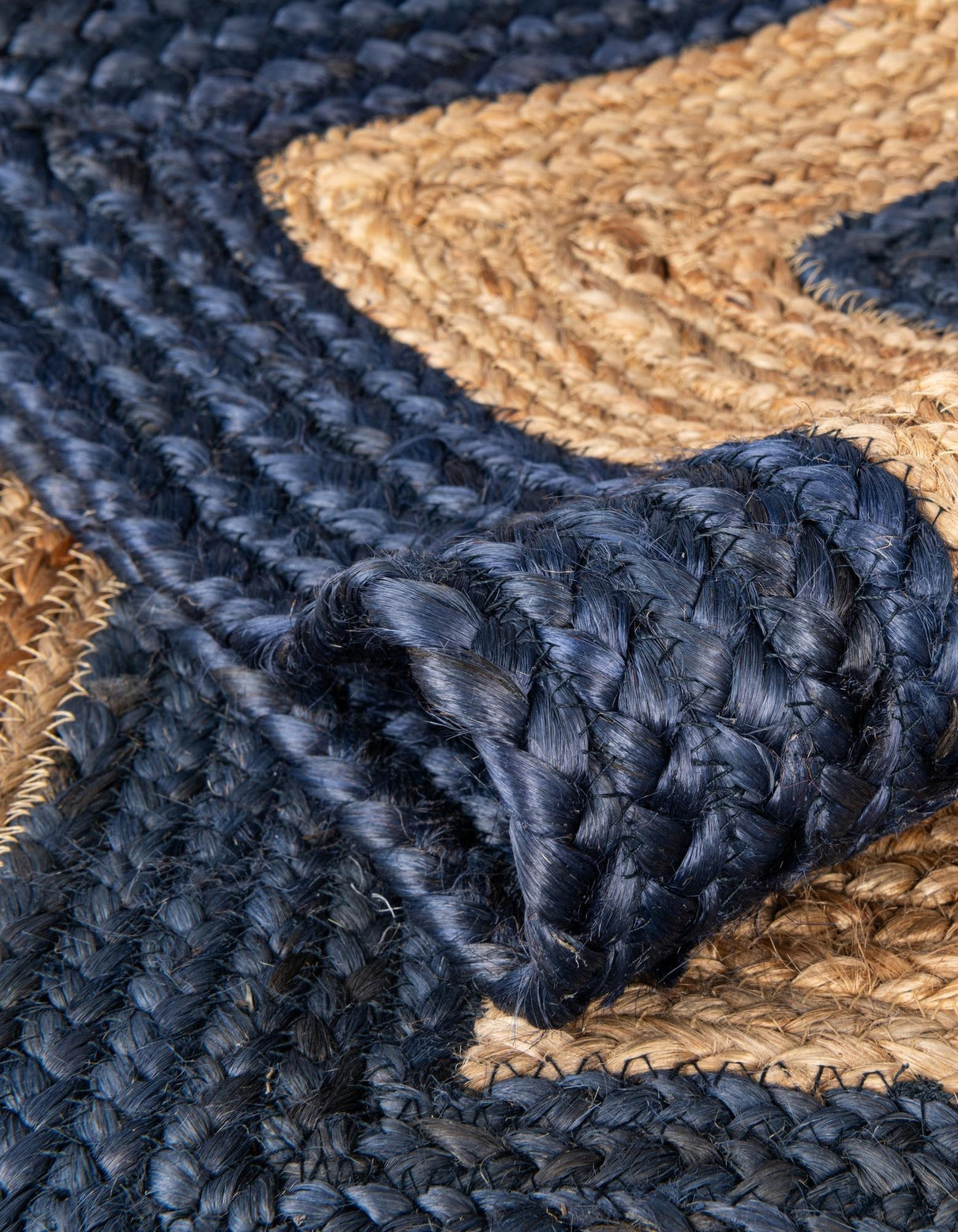 Eco-Friendly Hand Braided Jute Rug – Artisan Natural Fiber Rug from India