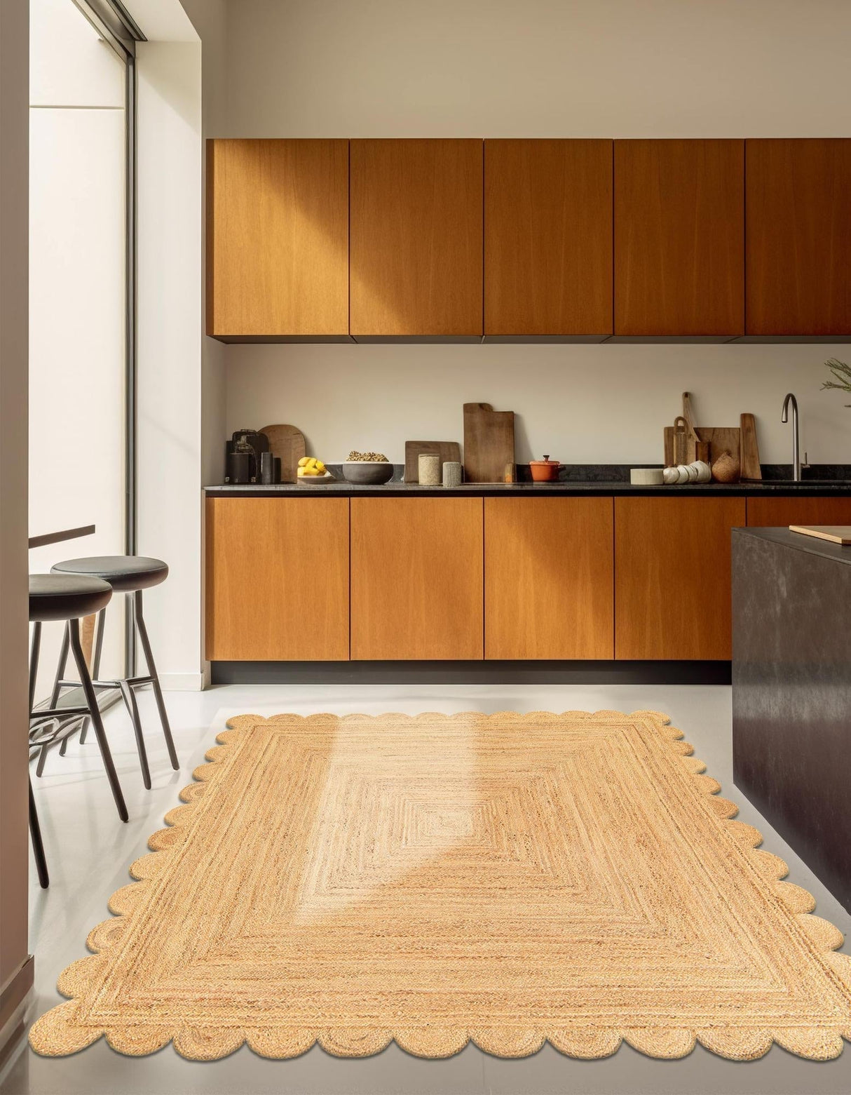 Hand Scallop Braided Jute Rug – Natural Fiber Rug with Decorative Edge