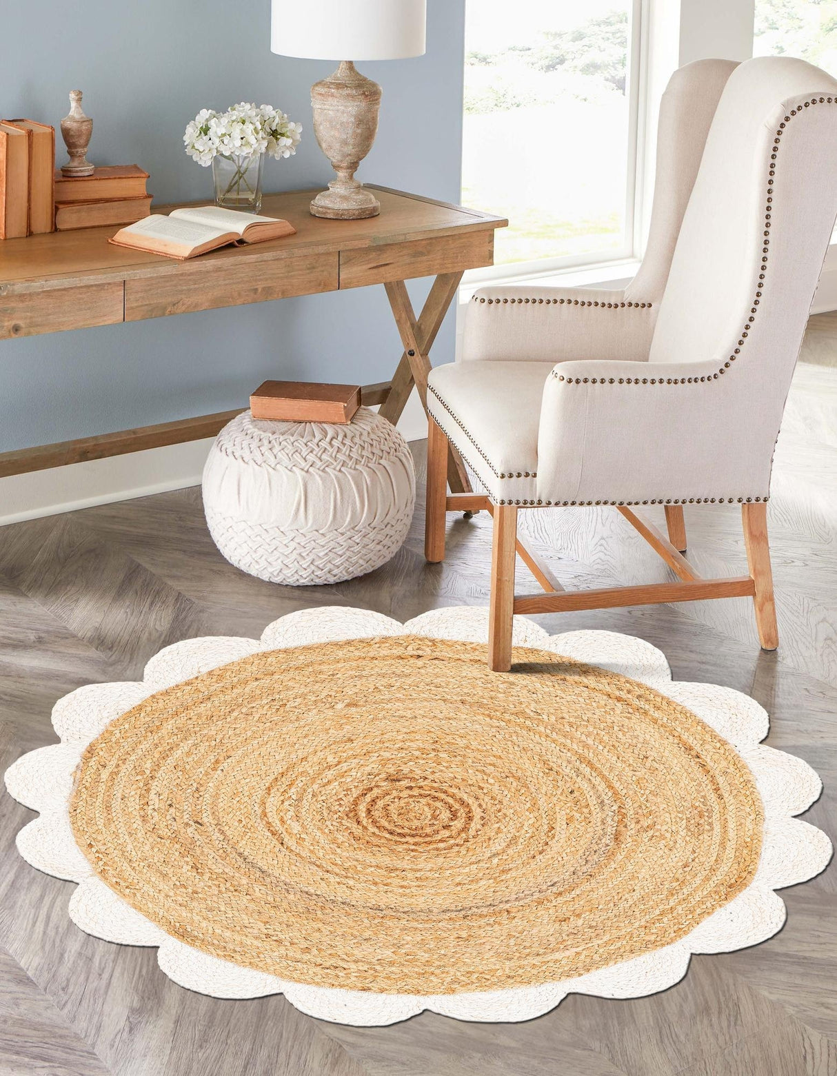 Hand Scallop Braided Jute Rug – Natural Fiber Rug with Decorative Edge