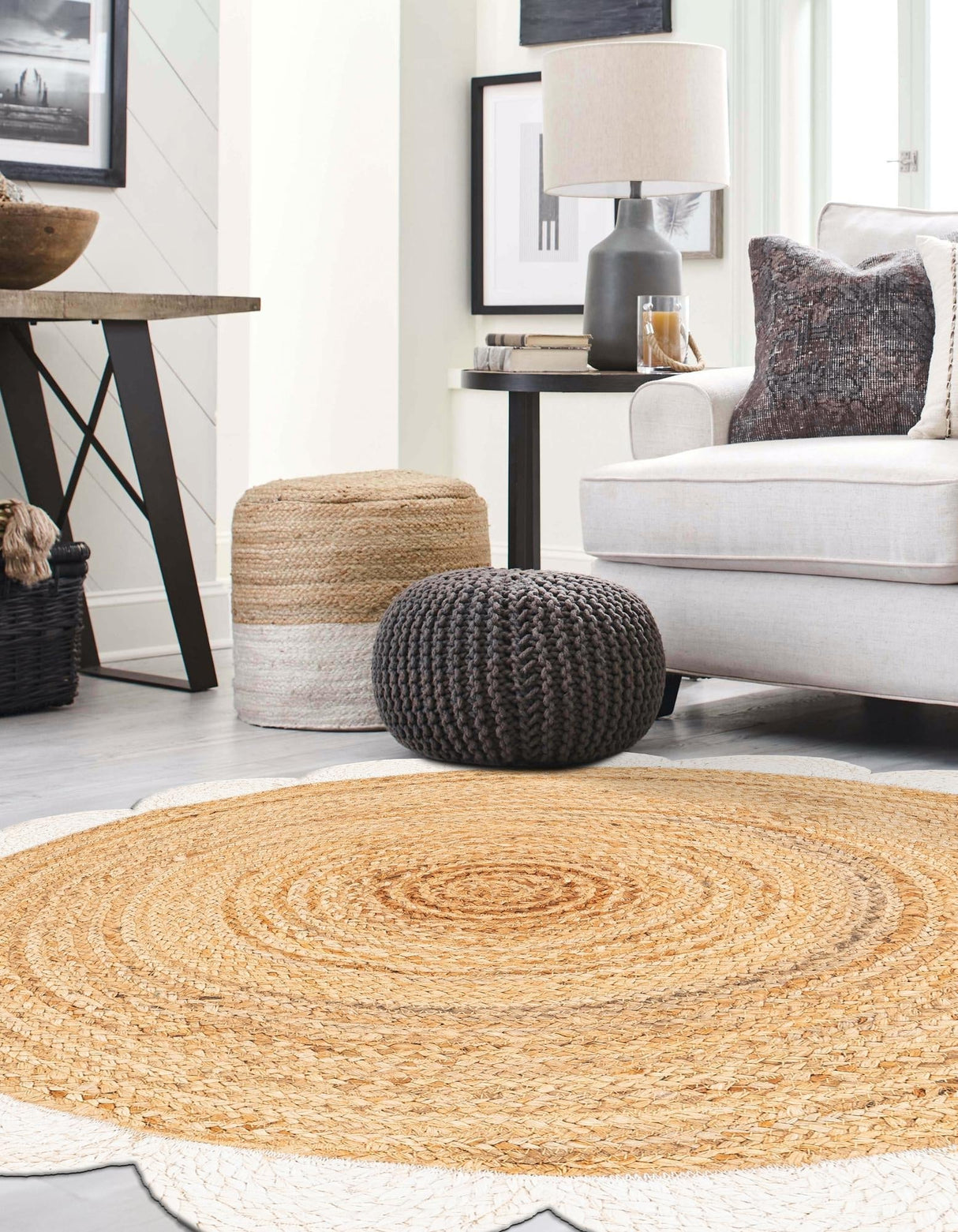 Hand Scallop Braided Jute Rug – Natural Fiber Rug with Decorative Edge
