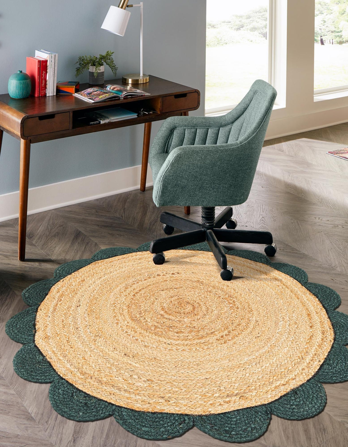 Hand Scallop Braided Jute Rug – Natural Fiber Rug with Decorative Edge