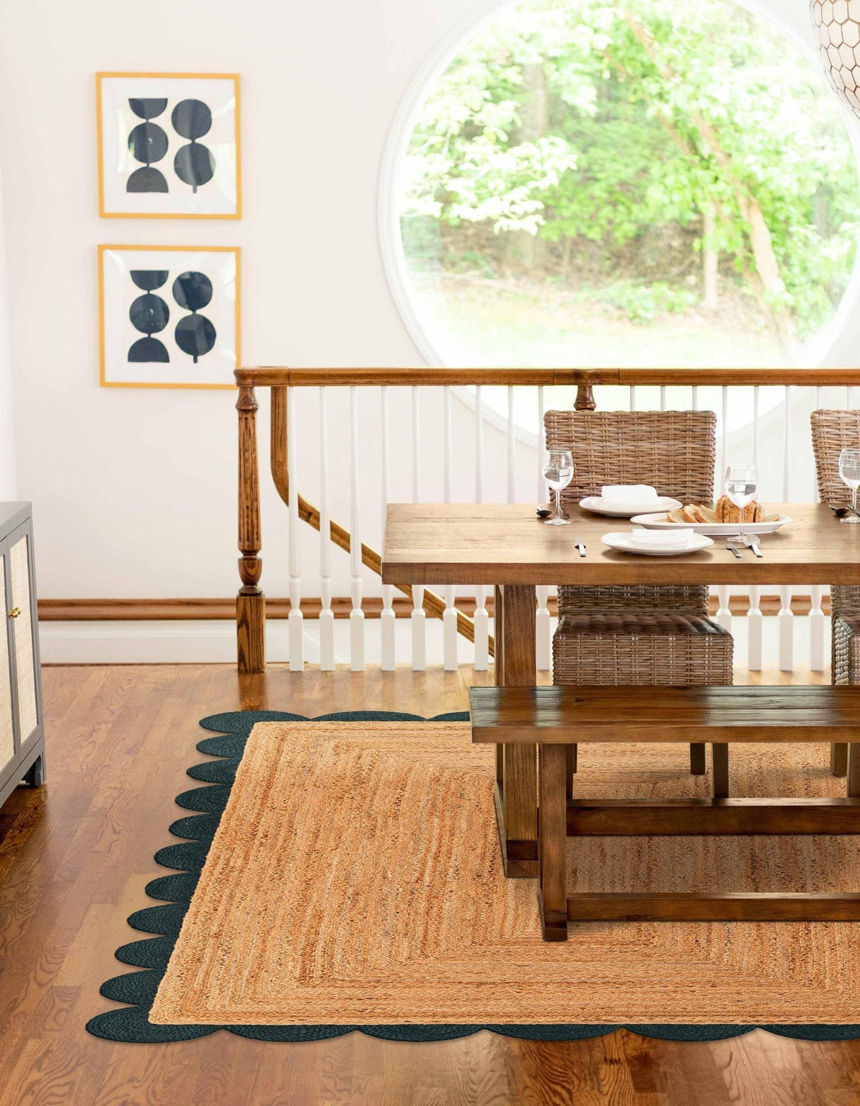 Hand Scallop Braided Jute Rug – Natural Fiber Rug with Decorative Edge