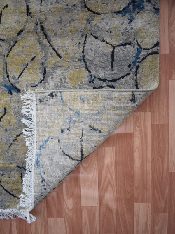 Hand Made Best Wool Bamboo Silk Carpet