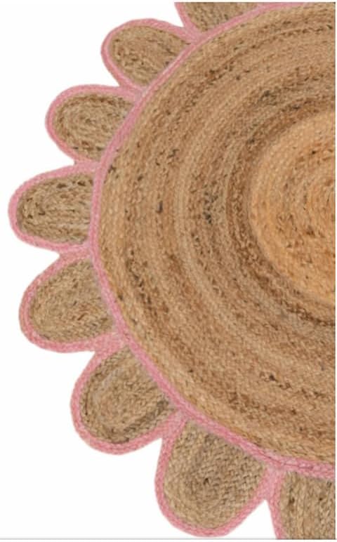 Scalloped Edge Jute Rug with Natural Border – Eco-Friendly Home Rug