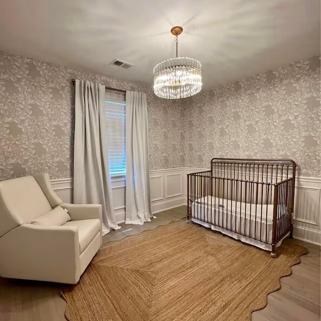 Natural Jute Scalloped Rug – Handmade Braided Rug with Boho Design