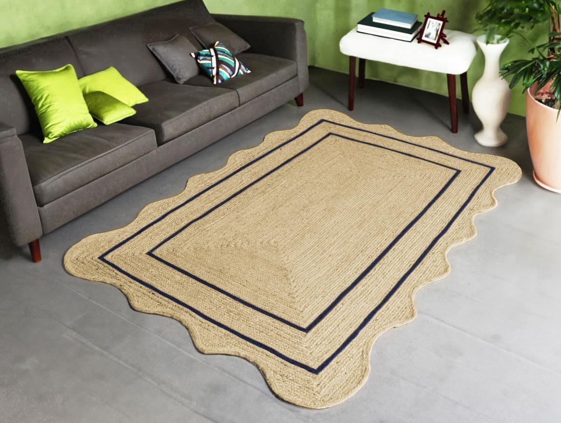 Natural Jute Scalloped Rug – Handmade Braided Rug with Boho Design