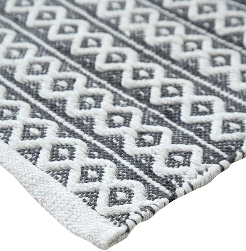 Cotton Rugs For Living Room Zig Zag Pattern Handmade Reversible Grey White Border Rug