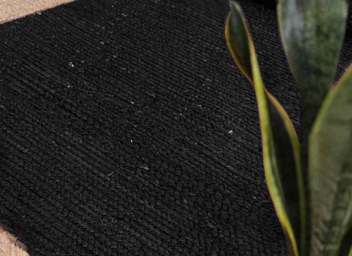 Unique Scalloped Area Rug – Stylish Accent Rug for Living Room