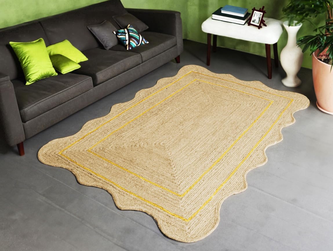 Natural Jute Scalloped Rug – Handmade Braided Rug with Boho Design