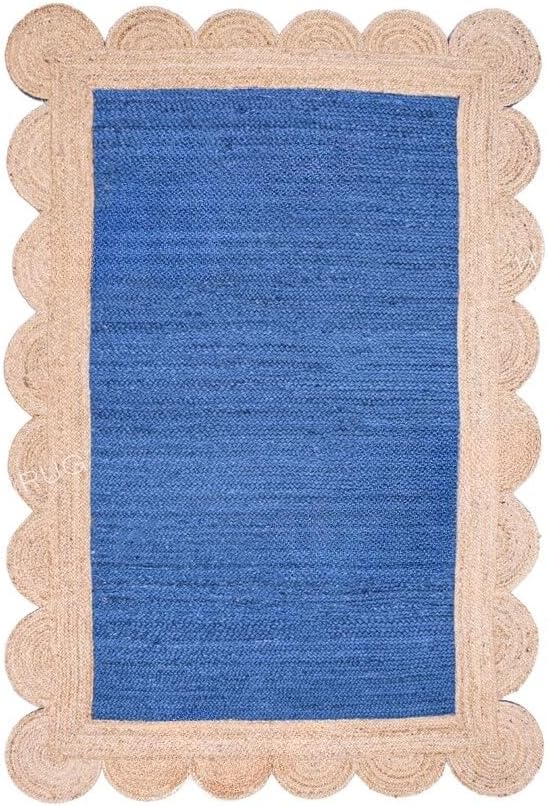 Unique Scalloped Area Rug – Stylish Accent Rug for Living Room