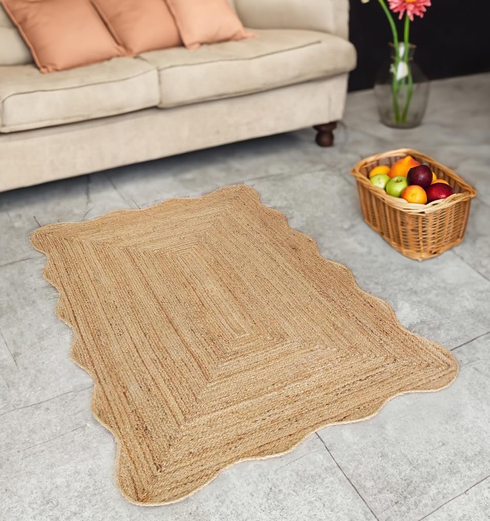 Natural Jute Scalloped Rug – Handmade Braided Rug with Boho Design