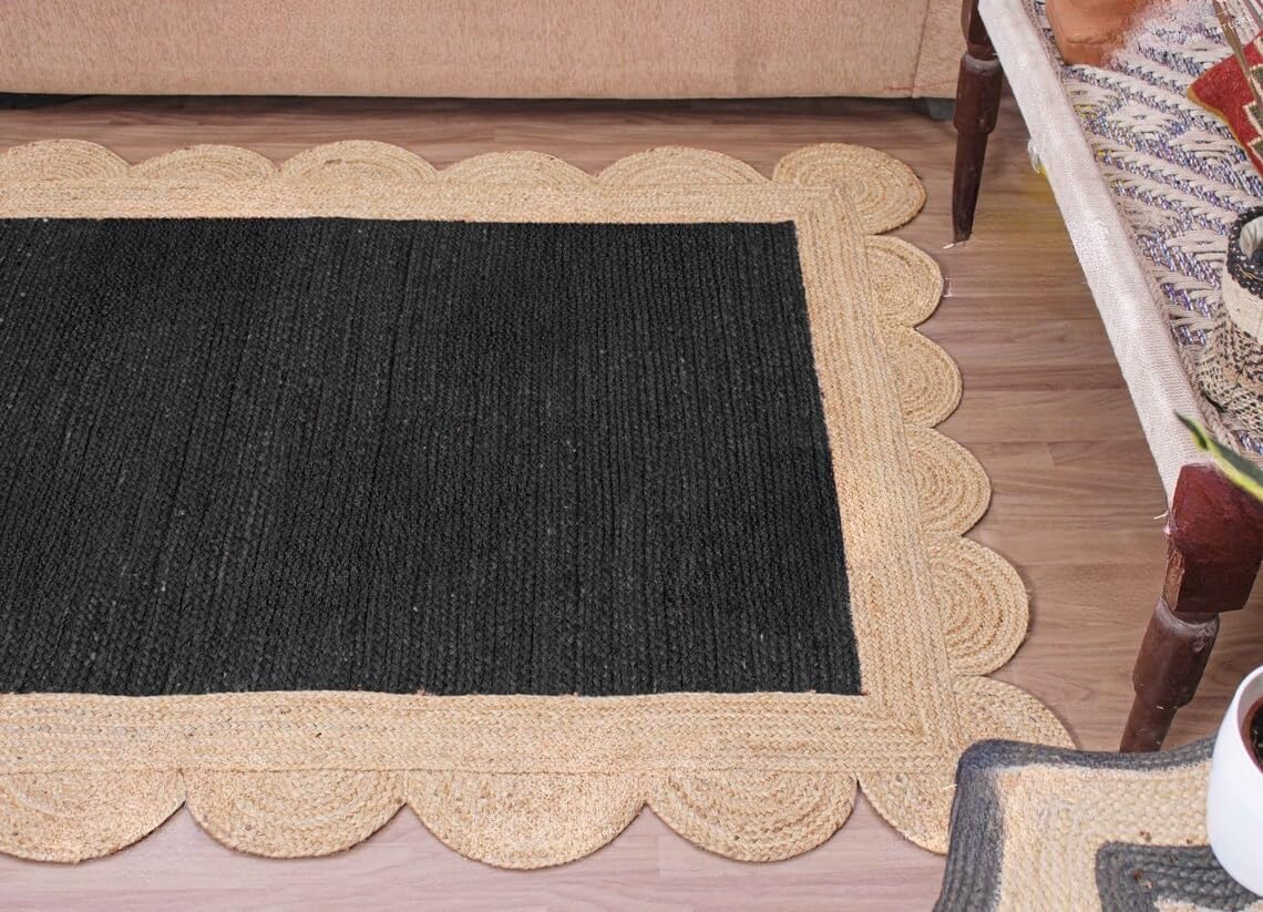 Unique Scalloped Area Rug – Stylish Accent Rug for Living Room
