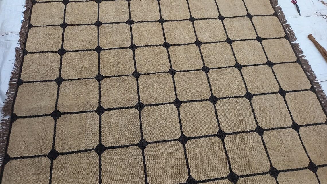 Handmade Kilim Dhurrie Rug, Boho Rug Traditional Indian Carpet Geometric Rug