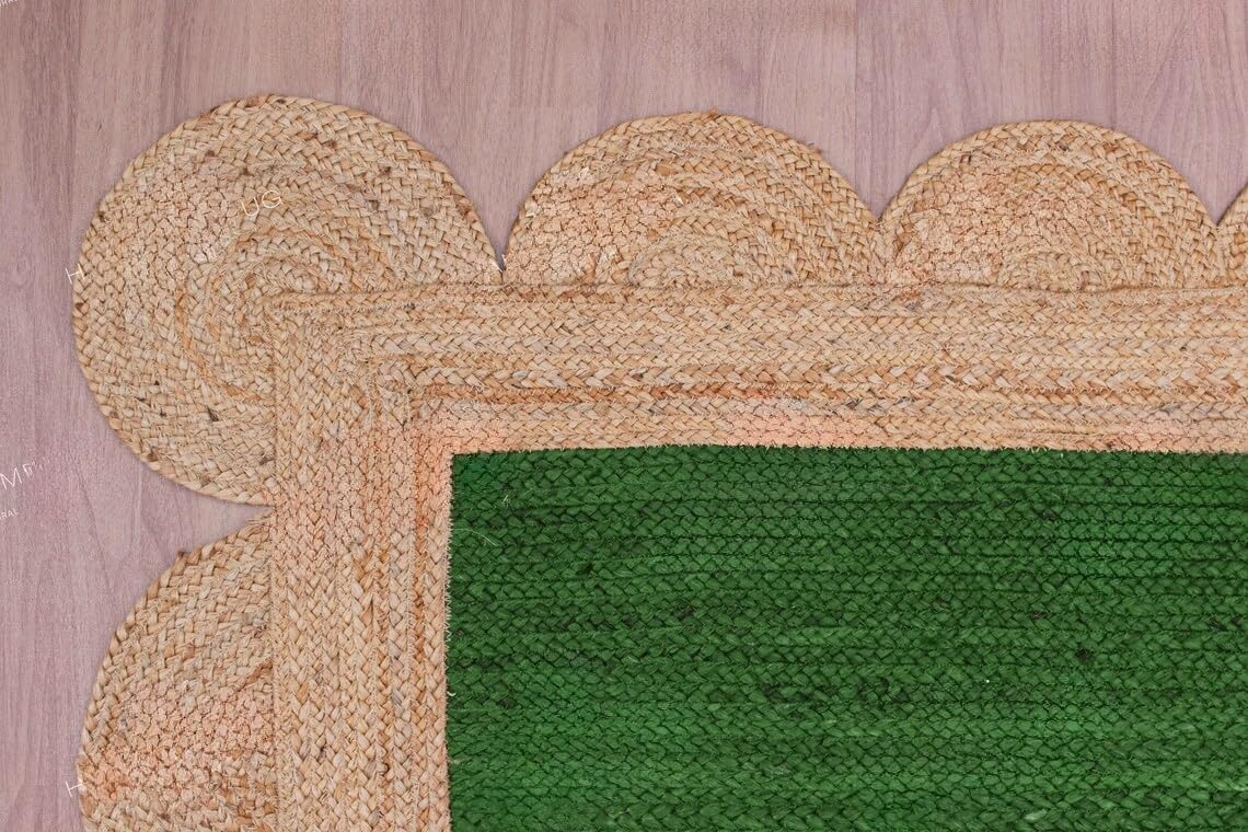 Unique Scalloped Area Rug – Stylish Accent Rug for Living Room