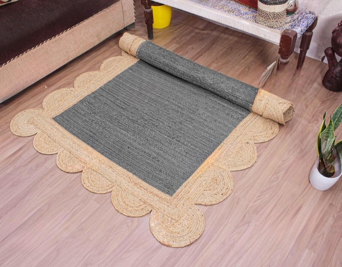 Unique Scalloped Area Rug – Stylish Accent Rug for Living Room