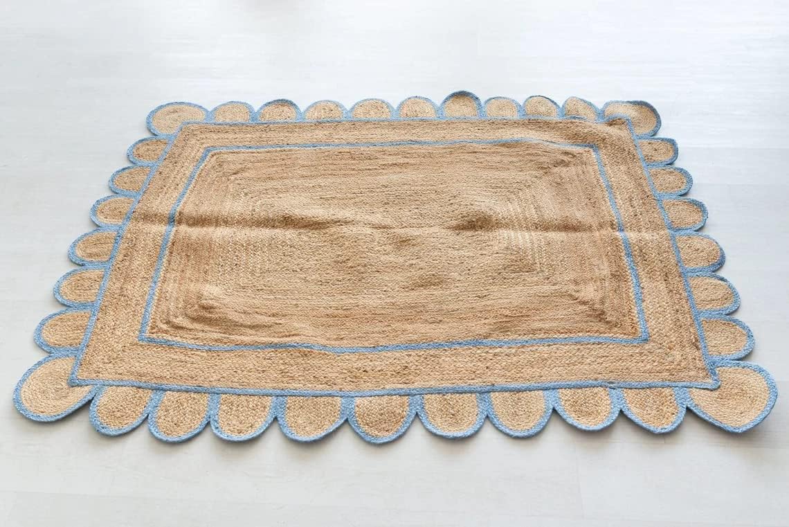 Scalloped Edge Jute Rug with Natural Border – Eco-Friendly Home Rug