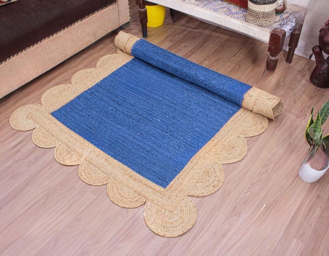 Unique Scalloped Area Rug – Stylish Accent Rug for Living Room
