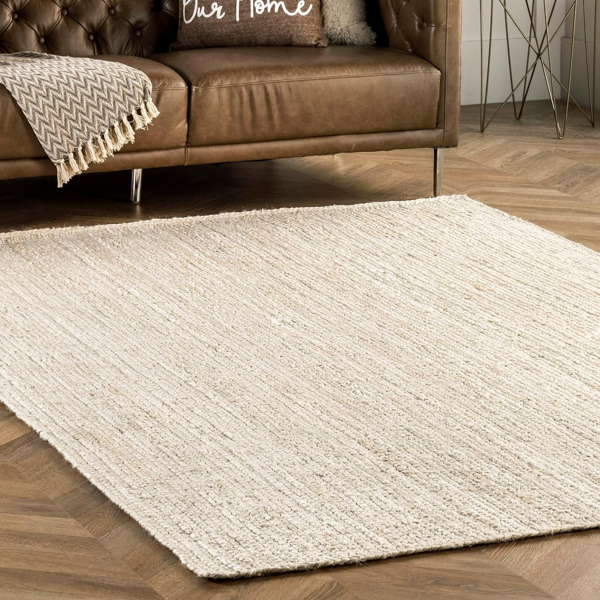 Hand Woven Off White Area Rug – Cozy Natural Rug for Bedrooms