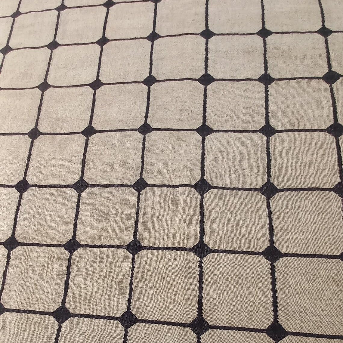 Handmade Kilim Dhurrie Rug, Boho Rug Traditional Indian Carpet Geometric Rug