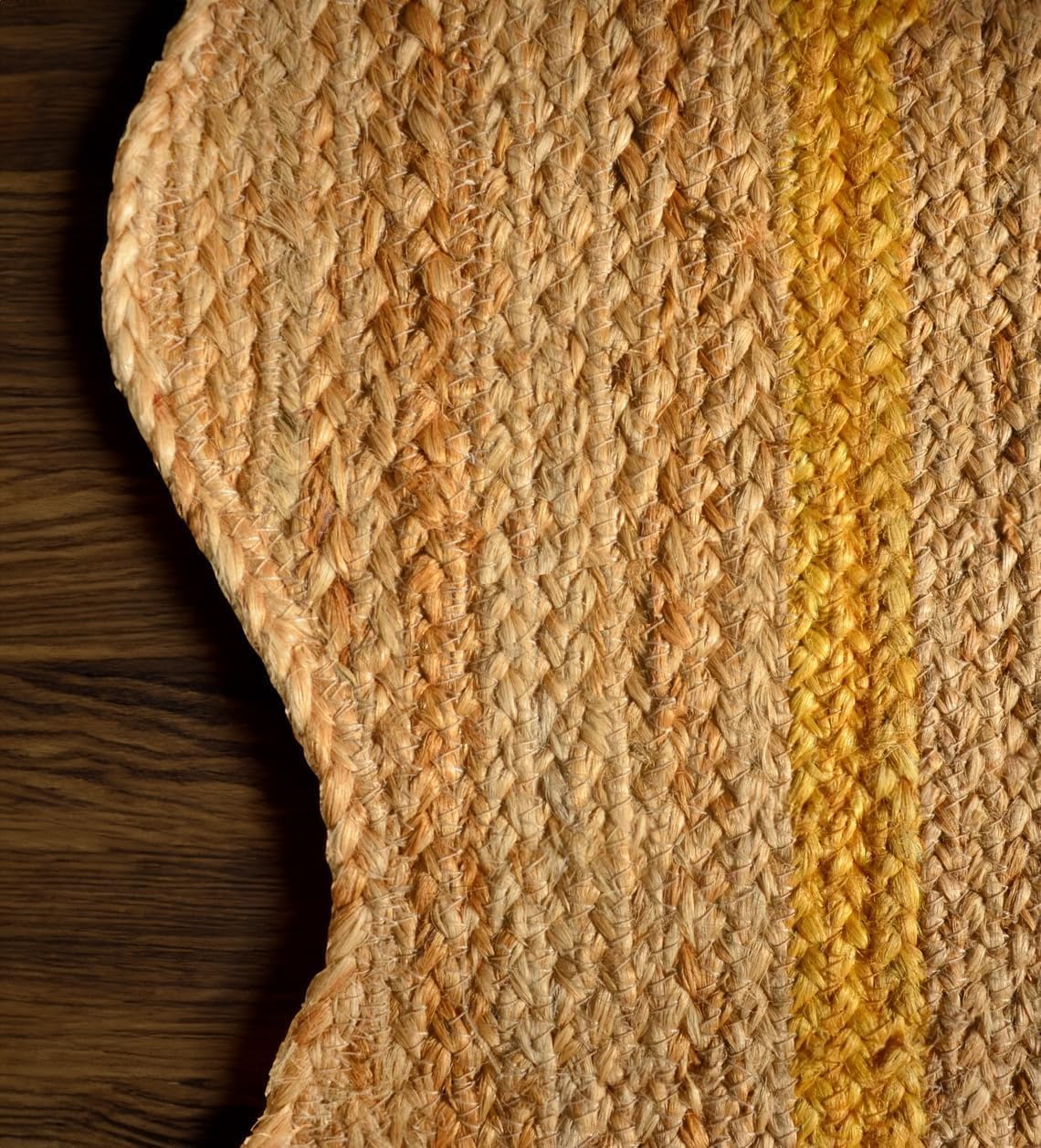 Natural Jute Scalloped Rug – Handmade Braided Rug with Boho Design