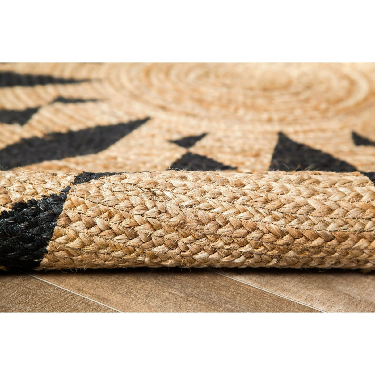 Boho Round Jute Rug – Hand-Braided Natural Fiber Floor Accent