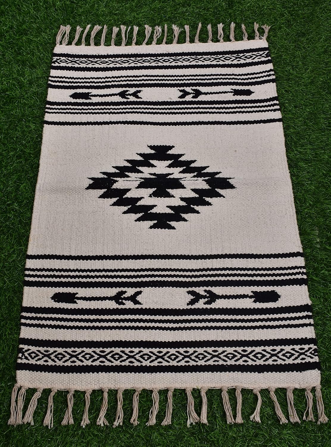 Handmade Kilim Dhurrie Rug boho rug Traditional Indian Carpet,Black-white