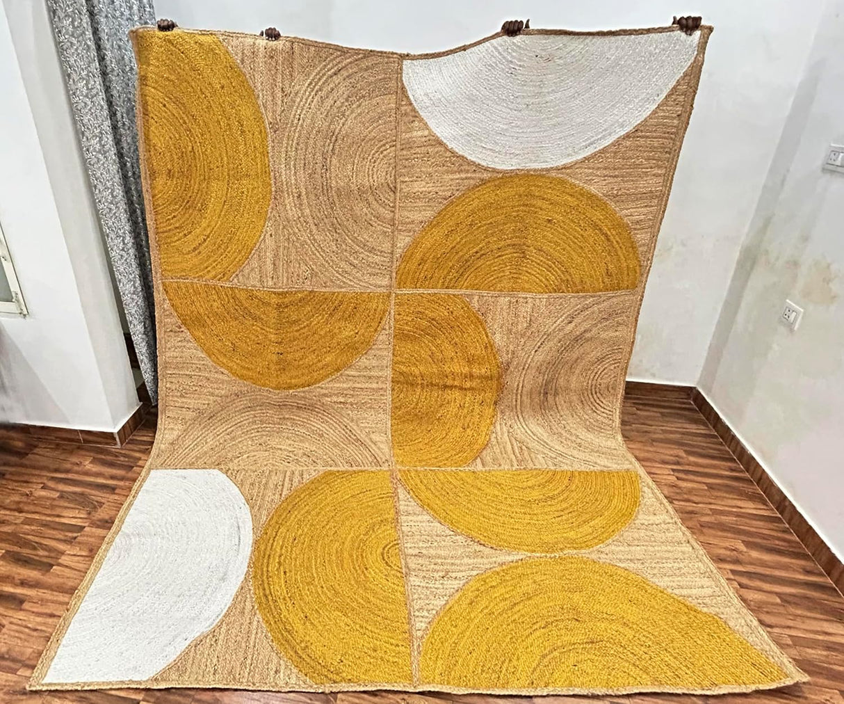 Handwoven Natural Jute Rug – Indian Geometric Area Carpet for Indoor Spaces