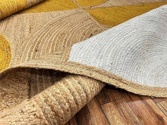 Handwoven Natural Jute Rug – Indian Geometric Area Carpet for Indoor Spaces