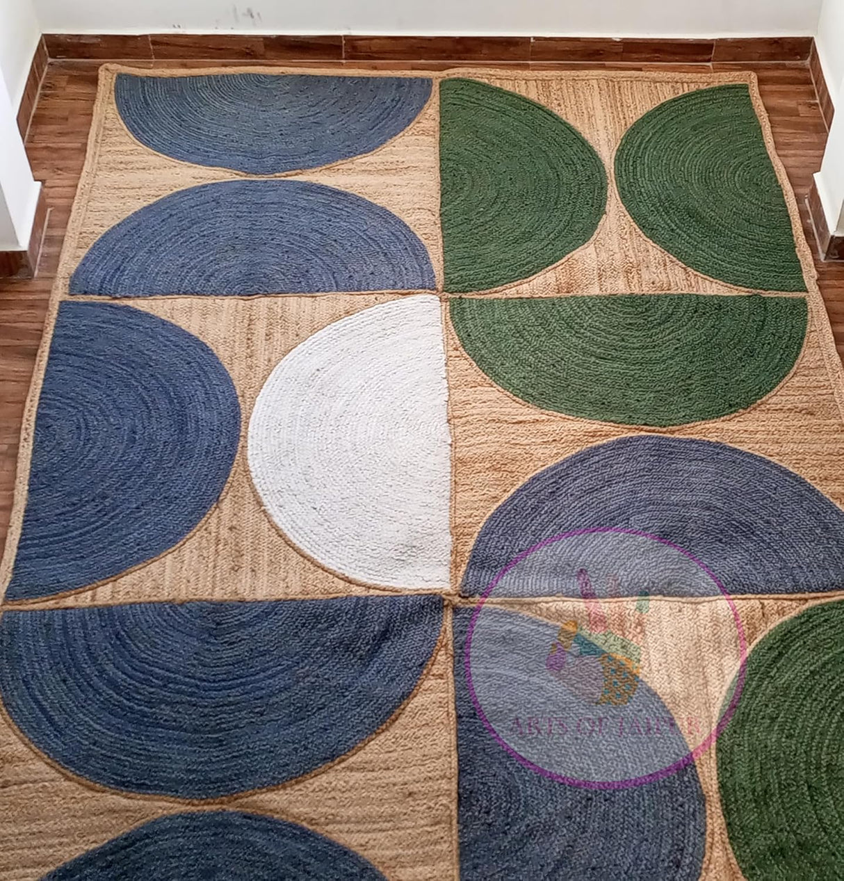 Handwoven Natural Jute Rug – Indian Geometric Area Carpet for Indoor Spaces