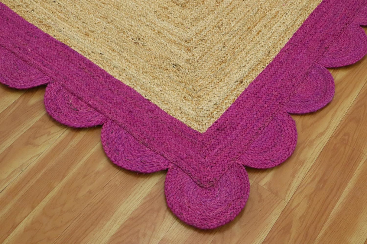 Black Border Jute Rug – Hand-Braided Scalloped Rug for Patio or Living Room