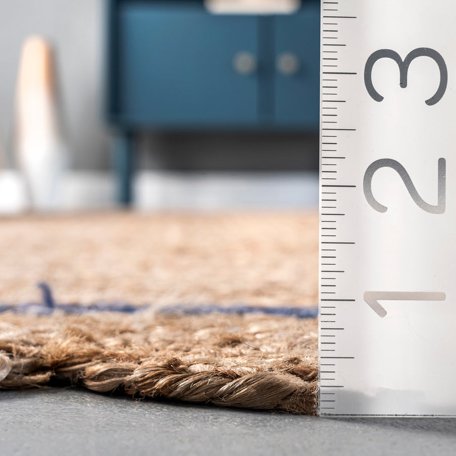 Scalloped Edge Jute Rug – Handmade Braided Natural Fiber Area Carpet
