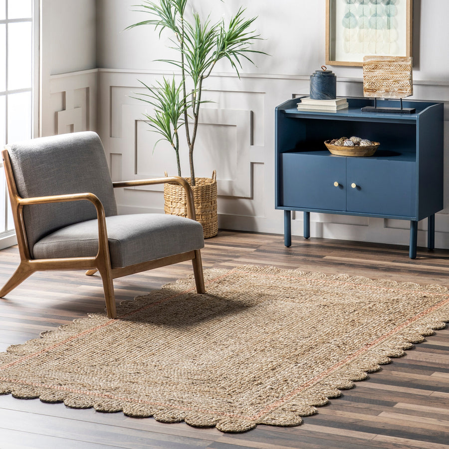 Scalloped Edge Jute Rug – Handmade Braided Natural Fiber Area Carpet
