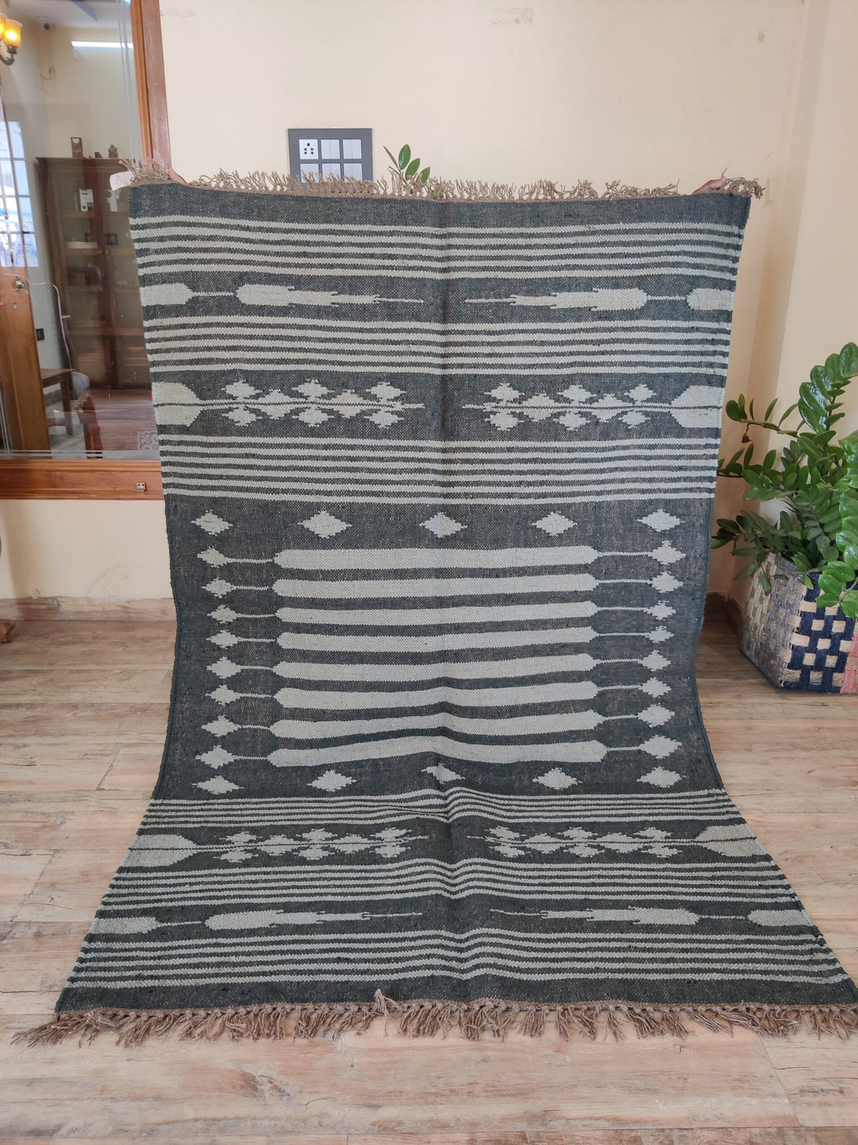 Handwoven Wool Jute Sofa Bedroom Rug
