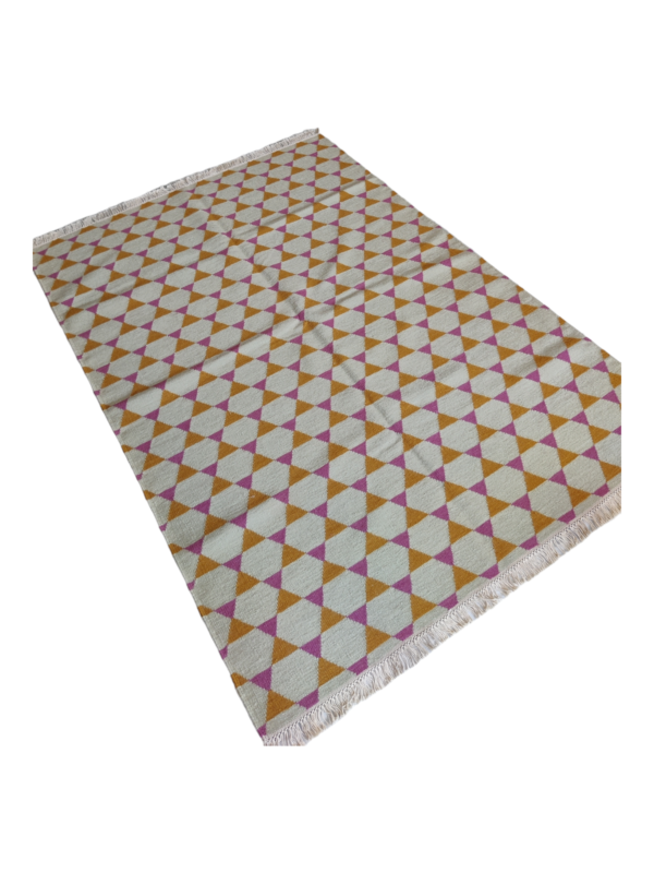 Natural Jute Kilim Dhurrie Rugs,Yellow And White Hand-Woven Designer Cotton Wool Rug
