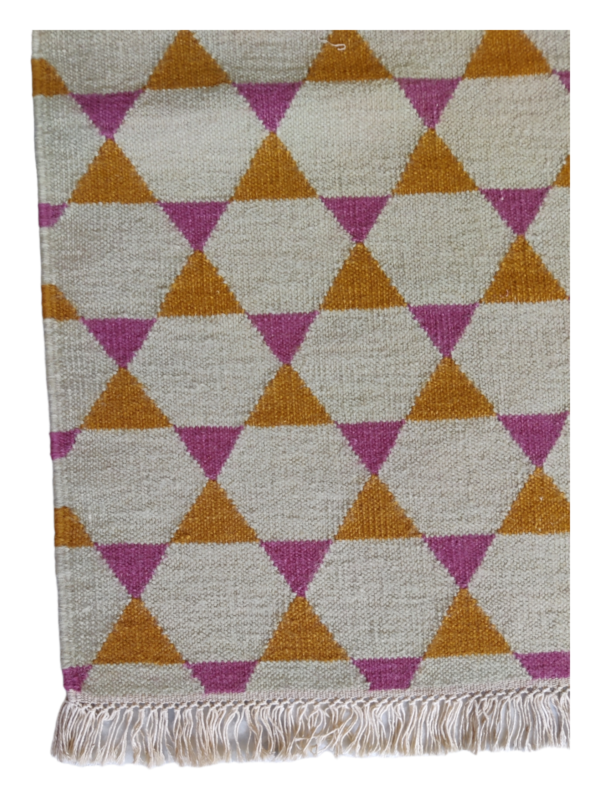 Natural Jute Kilim Dhurrie Rugs,Yellow And White Hand-Woven Designer Cotton Wool Rug
