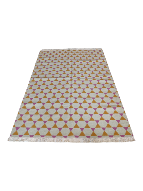 Natural Jute Kilim Dhurrie Rugs,Yellow And White Hand-Woven Designer Cotton Wool Rug