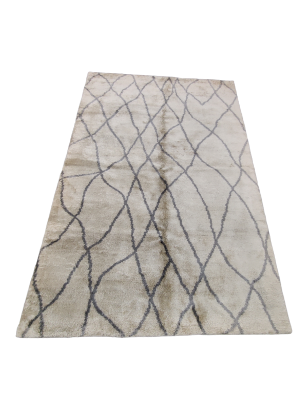 White Grid Wool Tufted Carpet