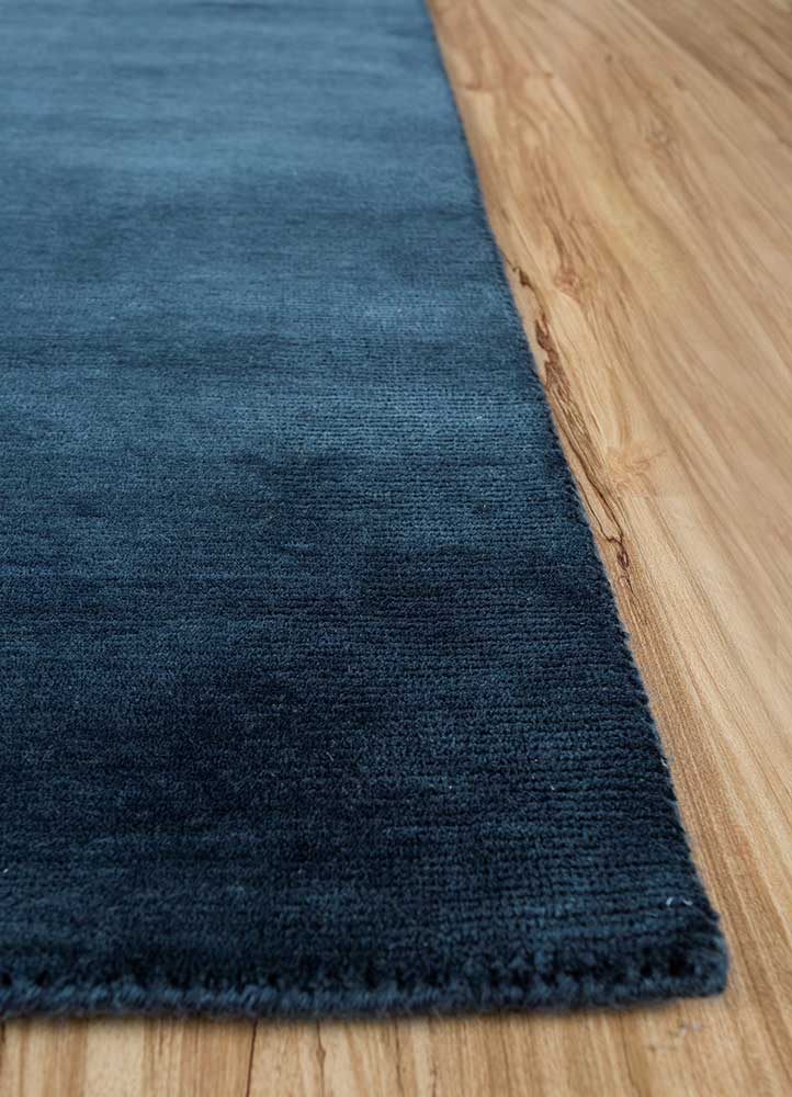 Sthir,Hand Knotted Modern Rugs