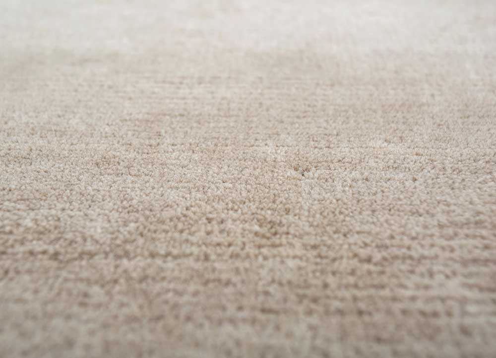 Sthir,Beautiful Hand Knotted Rugs