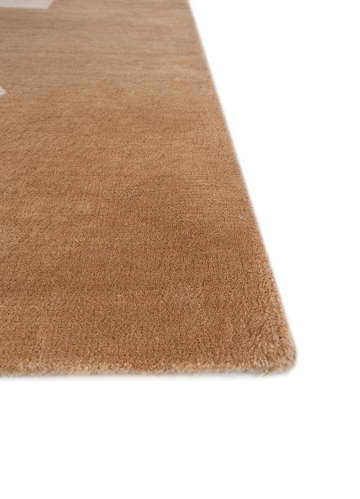 Sthir,Indian Tan/Linen White Hand Knotted Heriz Rugs