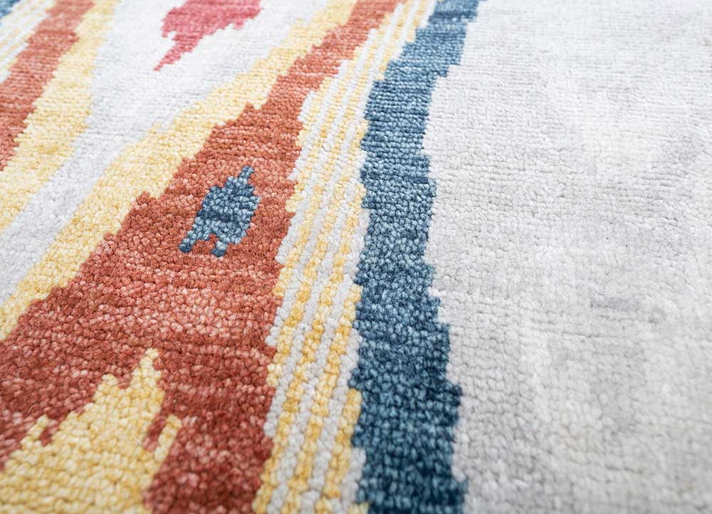 Handcrafted Savana Hand Knotted wool carpet