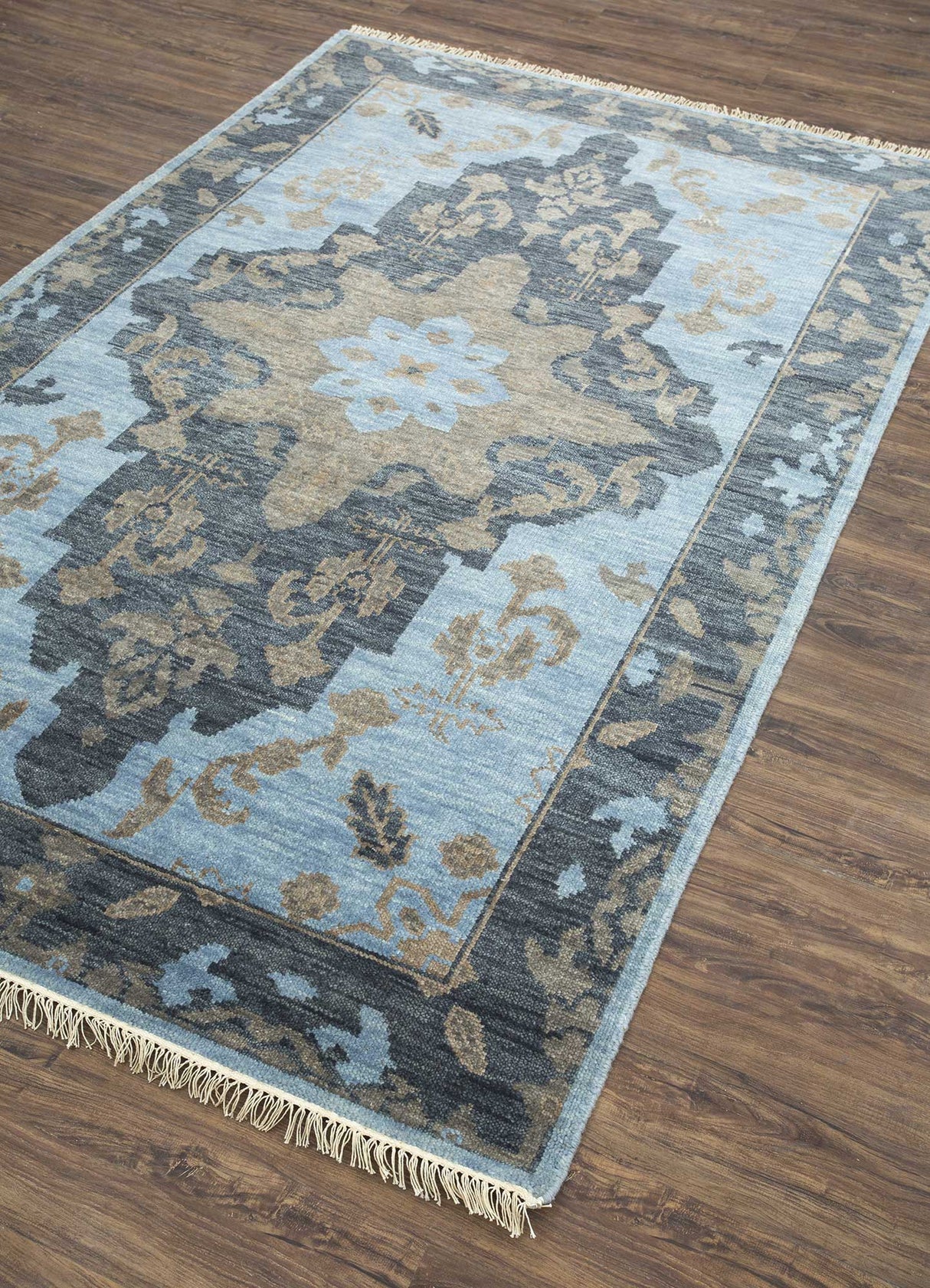 Milky Blue/Deep Blue Hand Knotted Heriz Rugs