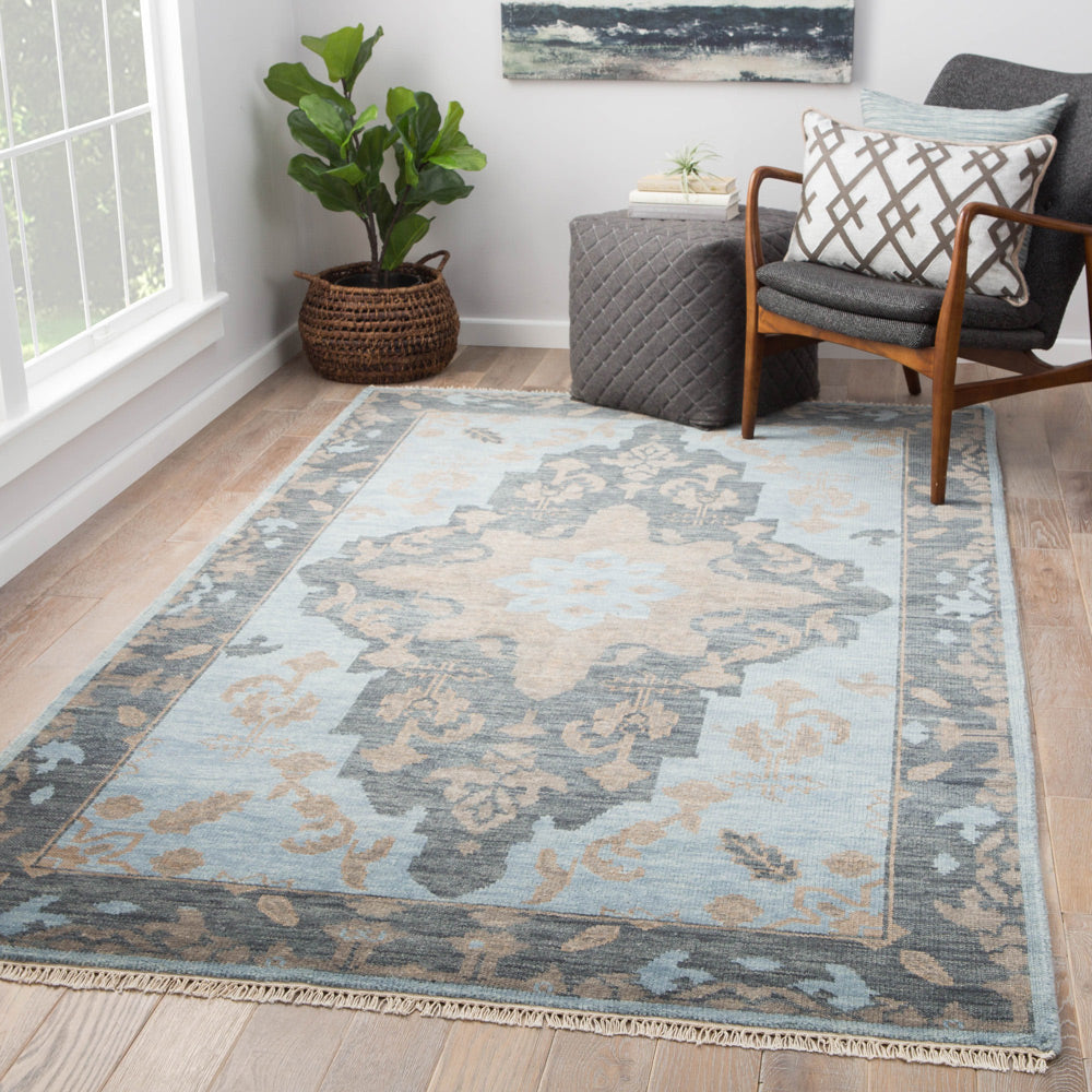 Milky Blue/Deep Blue Hand Knotted Heriz Rugs