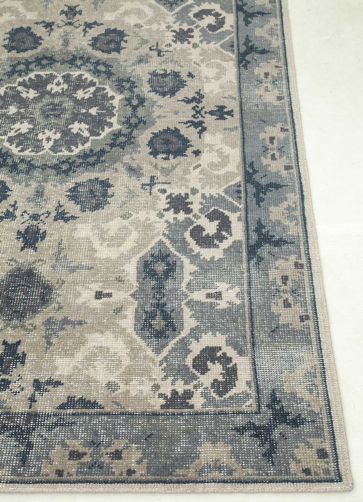 Erbe Hand knotted Wool Rugs