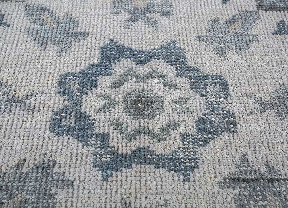 Erbe Hand knotted Wool Rugs